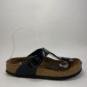 Birkenstock Gizeh Sandals Womens Size 38 Size 7-7.5 Patent Leather T Strap